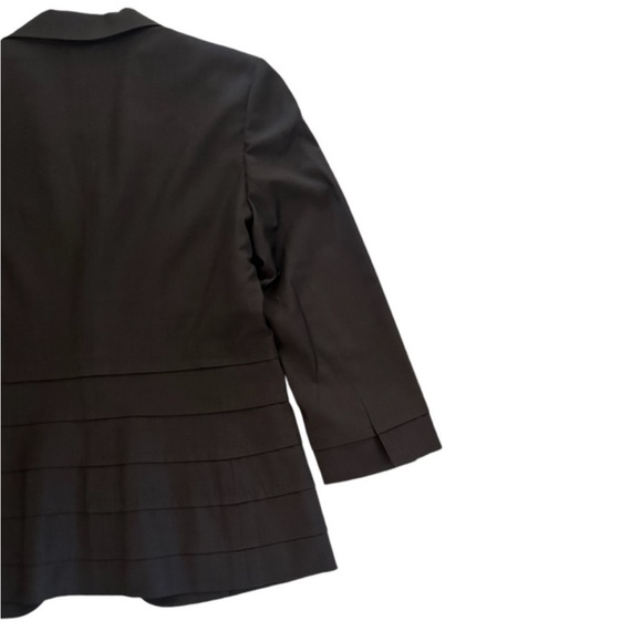 Marlowe Women's V-Neck Italian 100% Wool Blazer Jacket, Dark Gray, Size 42/8/S - Picture 10 of 15